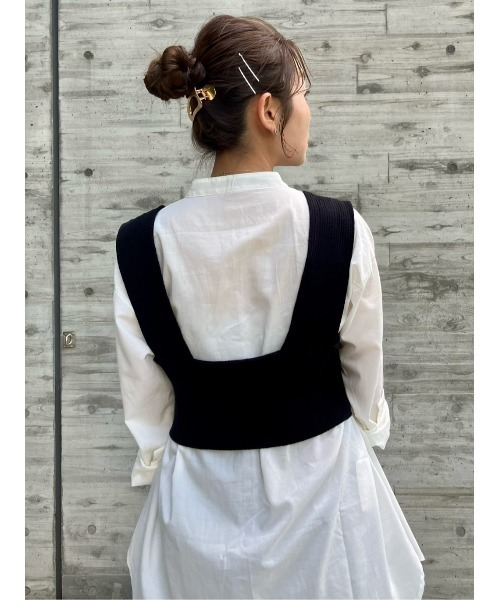 Right-on（ライトオン）の「【HONEYSUCKLE ROSE】無地ニットビスチェセット（アンサンブル・レディース・ベージュ/ブラック・M-L）」の9枚目の写真
