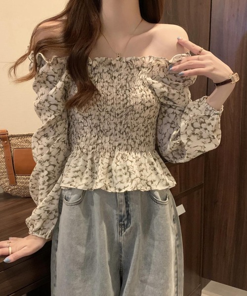 Sibra(シブラ)の「シャリング花柄トップス(シャツ/ブラウス・レディース・ベージュ/カーキ/オレンジ・M)」の5枚目の写真