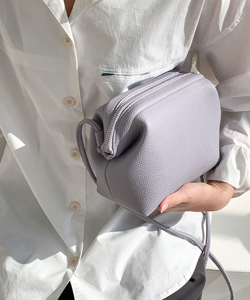 florist(フローリスト)の「2WAY レザータッチスクエア型ショルダーバッグ/ボストンバッグ(ボストンバッグ・レディース・イエロー/ベージュ/ライトグレー/ライトパープル/オリーブ/モカ/ブラック/グリーン/スカイブルー/オフホワイト・FREE)」の9枚目の写真