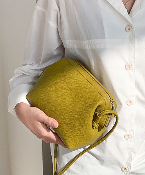 florist(フローリスト)の「2WAY レザータッチスクエア型ショルダーバッグ/ボストンバッグ(ボストンバッグ・レディース・イエロー/ベージュ/ライトグレー/ライトパープル/オリーブ/モカ/ブラック/グリーン/スカイブルー/オフホワイト・FREE)」の18枚目の写真