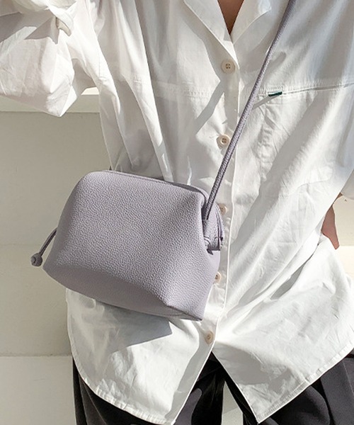 florist(フローリスト)の「2WAY レザータッチスクエア型ショルダーバッグ/ボストンバッグ(ボストンバッグ・レディース・イエロー/ベージュ/ライトグレー/ライトパープル/オリーブ/モカ/ブラック/グリーン/スカイブルー/オフホワイト・FREE)」の19枚目の写真