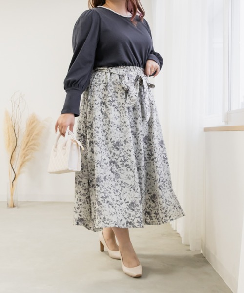 CLETTE(クレット)の「パール使い花柄ドッキングワンピース(ワンピース・レディース・ブラック/ネイビー・3L/4L/LL)」の7枚目の写真