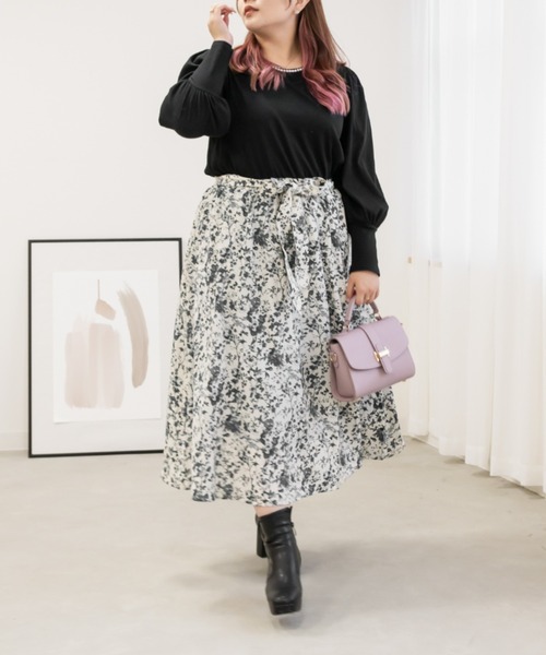 CLETTE(クレット)の「パール使い花柄ドッキングワンピース(ワンピース・レディース・ブラック/ネイビー・3L/4L/LL)」の19枚目の写真