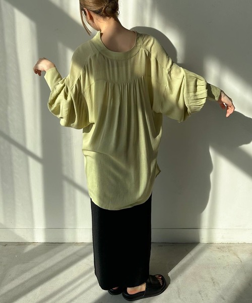 select MOCA by son(セレクトモカバイソン)の「キーネックボリュームスリーブオーバーブラウス(シャツ/ブラウス・レディース・ブラック/アイボリー/ライトグリーン/ブラウン・FREE)」の17枚目の写真