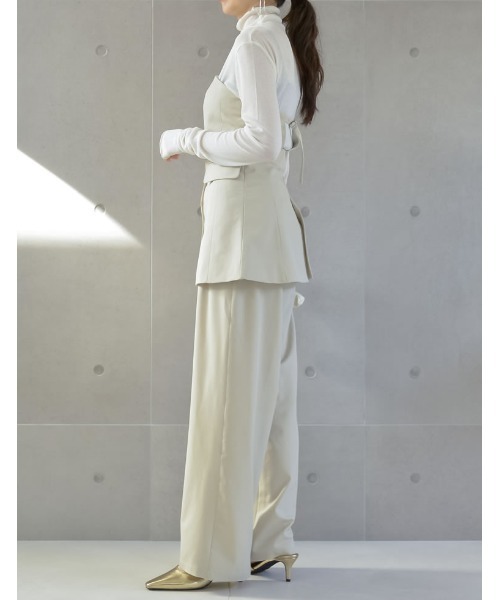 Re:EDIT（リエディ）の「[神山まりあさん着用][2024SS COLLECTION]ライトツイルベアボタンコンパクトビスチェ（ベスト・レディース・ベージュ/アイボリー/ブラック/グレー・MEDIUM/LARGE）」の12枚目の写真