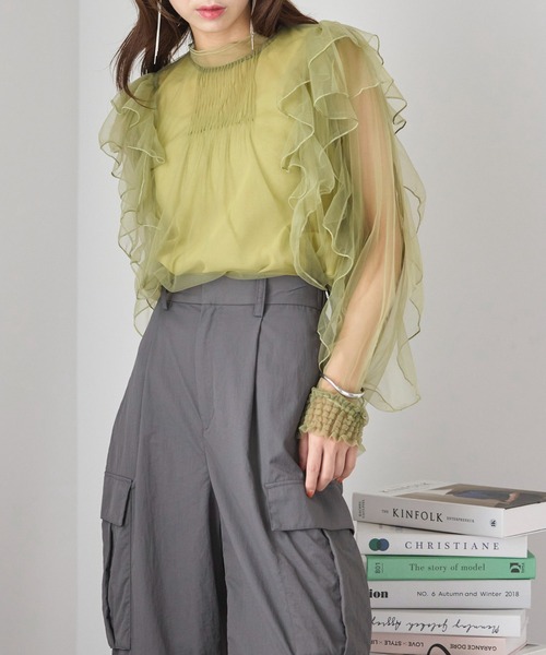 MAISON BREEZE reveur（メゾンブリーズレヴール）の「【MAISON BREEZE reveur】sheer ruffle pin tuck blouse フリルピンタック シアーブラウス trc（シャツ/ブラウス・レディース・ブラック/アイボリー/ライム/グレー・FREE）」の4枚目の写真