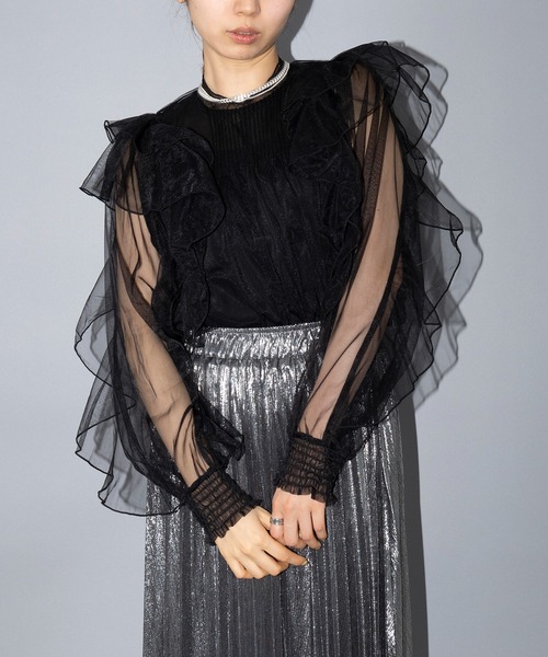 MAISON BREEZE reveur（メゾンブリーズレヴール）の「【MAISON BREEZE reveur】sheer ruffle pin tuck blouse フリルピンタック シアーブラウス trc（シャツ/ブラウス・レディース・ブラック/アイボリー/ライム/グレー・FREE）」の5枚目の写真