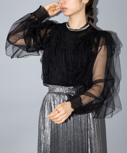 MAISON BREEZE reveur（メゾンブリーズレヴール）の「【MAISON BREEZE reveur】sheer ruffle pin tuck blouse フリルピンタック シアーブラウス trc（シャツ/ブラウス・レディース・ブラック/アイボリー/ライム/グレー・FREE）」の6枚目の写真