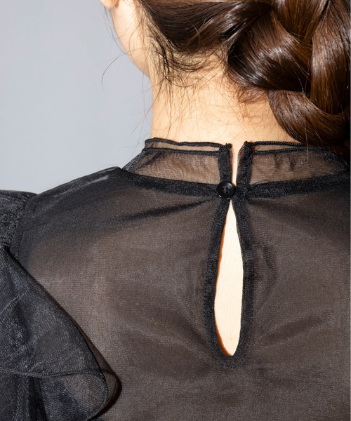 MAISON BREEZE reveur（メゾンブリーズレヴール）の「【MAISON BREEZE reveur】sheer ruffle pin tuck blouse フリルピンタック シアーブラウス trc（シャツ/ブラウス・レディース・ブラック/アイボリー/ライム/グレー・FREE）」の17枚目の写真