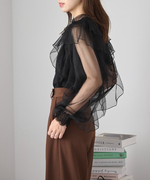 MAISON BREEZE reveur（メゾンブリーズレヴール）の「【MAISON BREEZE reveur】sheer ruffle pin tuck blouse フリルピンタック シアーブラウス trc（シャツ/ブラウス・レディース・ブラック/アイボリー/ライム/グレー・FREE）」の20枚目の写真
