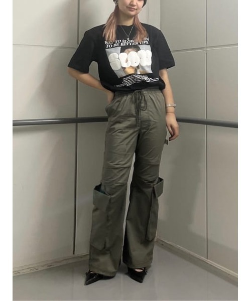 SLY（スライ）の「【再入荷】PUFFER LOGO T/SH パッファー ロゴ Tシャツ（Tシャツ/カットソー・レディース・ブラック/ブルー/杢グレー/ホワイト/グリーン・FREE）」の22枚目の写真