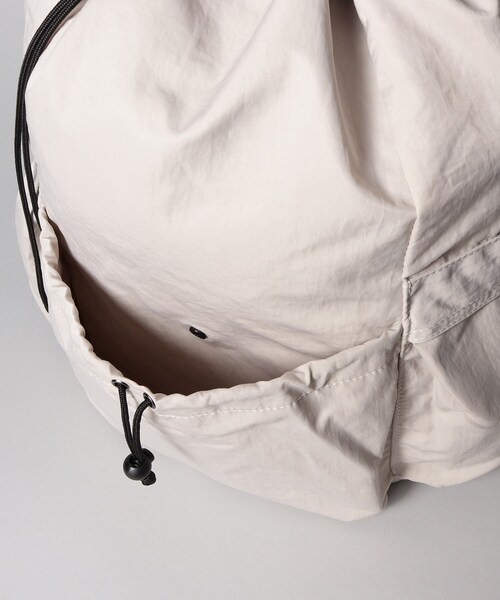 THE SHOP TK （ザ ショップ ティーケー ）の「◆【ウォッシャブル】ナイロンナップサック（バックパック/リュック・メンズ・ブラック/ナチュラル・00）」の13枚目の写真