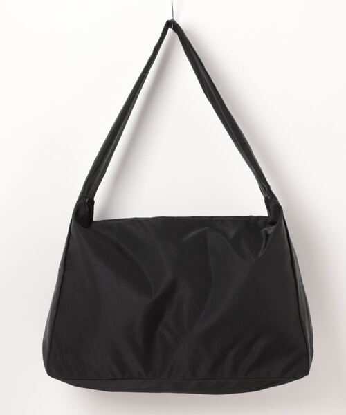 LOWRYS FARM（ローリーズファーム）の「ナイロンワイドストラップショルダーＢＡＧ　 106298（ショルダーバッグ・メンズ・ベージュ系その他/ブラック/グレー・FREE）」の4枚目の写真