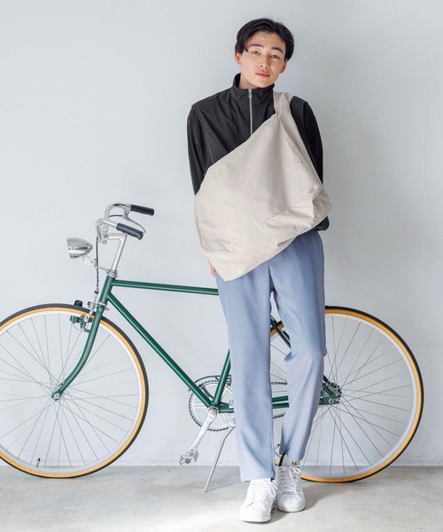 LOWRYS FARM（ローリーズファーム）の「ナイロンワイドストラップショルダーＢＡＧ　 106298（ショルダーバッグ・メンズ・ベージュ系その他/ブラック/グレー・FREE）」の14枚目の写真