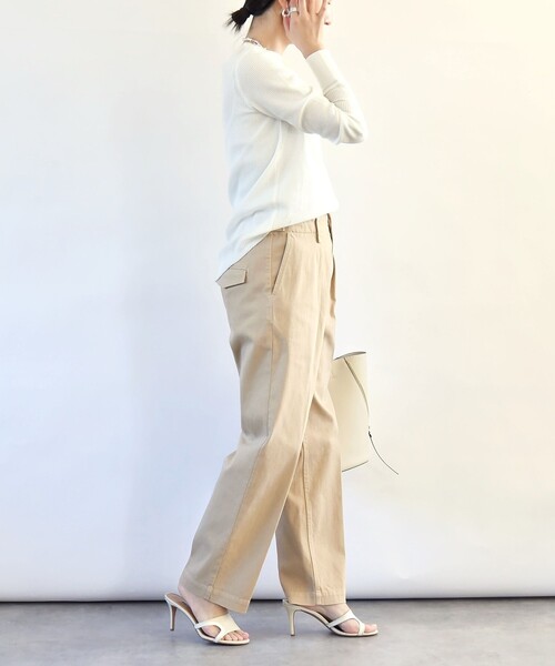 quaranciel(カランシエル)の「quaranciel:〈洗濯機可能〉コットン サテン ワイド テーパード パンツ(その他パンツ・レディース・ベージュ/ブラック/オフホワイト・36/38/40)」の17枚目の写真