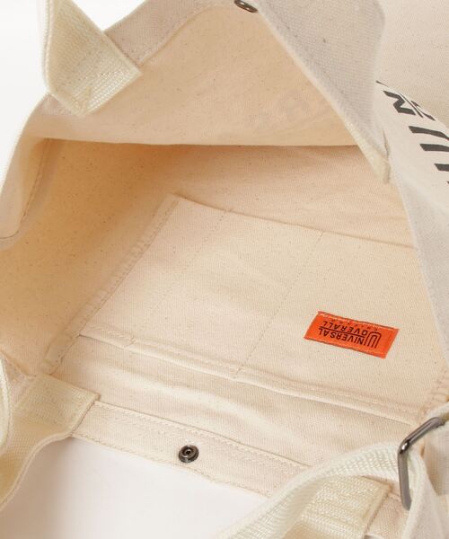 UNIVERSAL OVERALL(ユニバーサルオーバーオール)の「UNIVERSAL OVERALL SOUVENIR COTTON 2WAY TOTE(トートバッグ・メンズ・ホワイト/ブラック・FREE)」の3枚目の写真