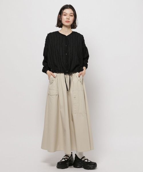 niko and...（ニコアンド）の「カットフリンジカーディガン（カーディガン/ボレロ・レディース・ブラック/レッド/アイボリー・FREE）」の4枚目の写真