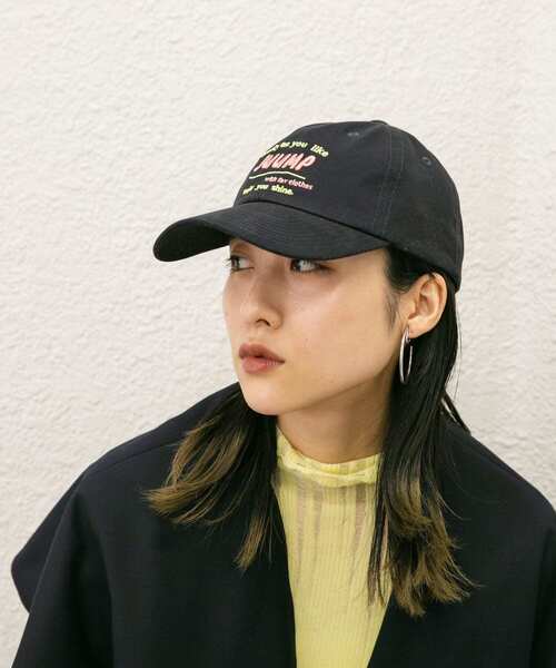 KBF（ケイビーエフ）の「エンブロイダリーCAP（キャップ・レディース・ネイビー/ベージュ・ONE）」の4枚目の写真