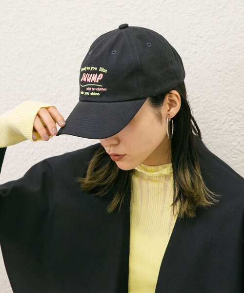 KBF（ケイビーエフ）の「エンブロイダリーCAP（キャップ・レディース・ネイビー/ベージュ・ONE）」の5枚目の写真