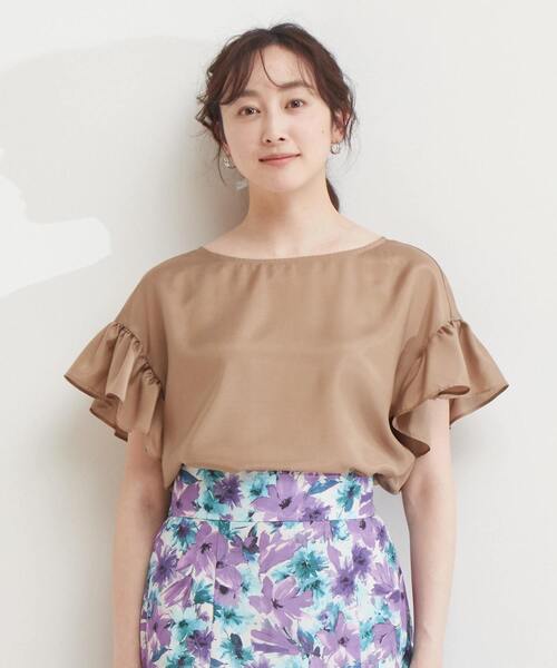 Tiara(ティアラ)の「2wayフレアスリーブブラウス(シャツ/ブラウス・レディース・アイボリー/パープル/ブラウン/グリーン/ブラック・FREE)」の4枚目の写真