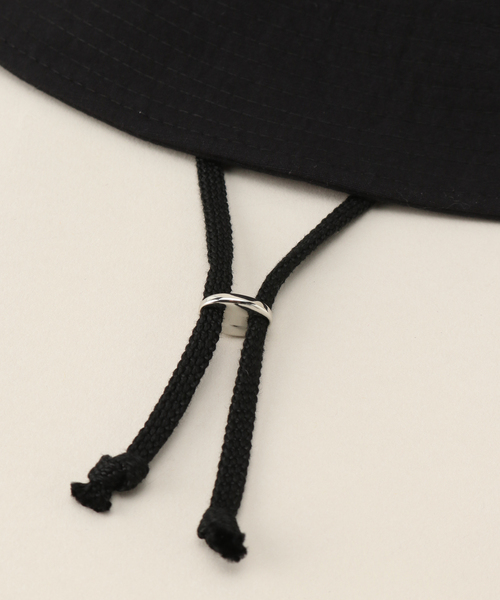 メゾンドリリス 25ss 美品 ハンプトン ナイロン ハット 黒系 メゾンドリリス 25ss 美品 ハンプトン ナイロン ハット 黒系