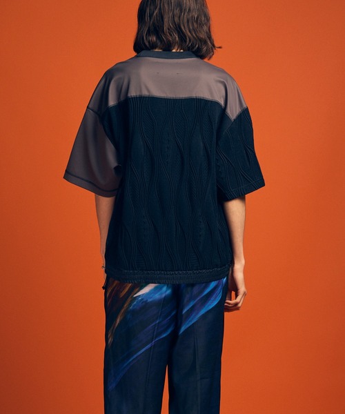 MAISON SPECIAL(メゾンスペシャル)の「《UNISEX》Different Material Combination Prime-Over Crew Neck T-Shirt/異素材切替プライムオーバークルーネックTシャツ【MAISON SPECIAL/メゾンスペシャル】(Tシャツ/カットソー・メンズ・ブラック/チャコールグレー/ホワイト・1/2)」の17枚目の写真