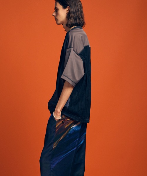 MAISON SPECIAL(メゾンスペシャル)の「《UNISEX》Different Material Combination Prime-Over Crew Neck T-Shirt/異素材切替プライムオーバークルーネックTシャツ【MAISON SPECIAL/メゾンスペシャル】(Tシャツ/カットソー・メンズ・ブラック/チャコールグレー/ホワイト・1/2)」の16枚目の写真