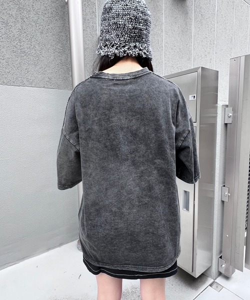 Figments(フィグメンツ)の「ピグメントビジューTシャツ(Tシャツ/カットソー・レディース・ブラック・FREE)」の3枚目の写真