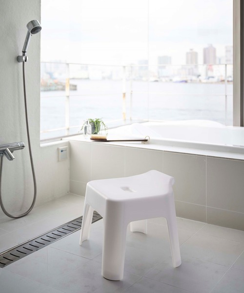 BIRTHDAY BAR(バースデイバー)の「tower 引っ掛け風呂イス(バス/トイレグッズ・レディース・ホワイト・フリー)」の2枚目の写真