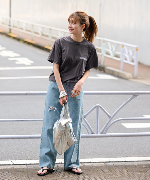 FRAMeWORK（フレームワーク）の「BETTER THAN GOOD/ベターザングッド BTG GOOD BOOKS Tシャツ（Tシャツ/カットソー・レディース・ホワイト/チャコールグレー/ベージュ・FREE）」の11枚目の写真