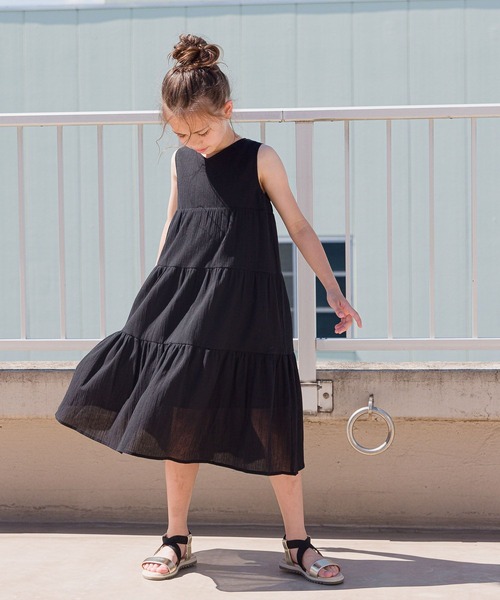 GLOBAL WORK（グローバルワーク）の「イージーDRY楊柳ワンピース/123810（ワンピース・キッズ・ブラック/ブルー・120cm/130cm/140cm/150cm/160cm/170cm）」の2枚目の写真