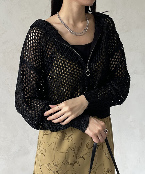 Thevon(ゼボン)の「ラメメッシュジップニットパーカー(パーカー・レディース・チャコールグレー/ブラック/ベージュ/グレー・FREE)」の8枚目の写真