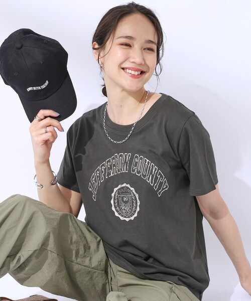 Cutie Blonde（キューティーブロンド）の「【洗える/プチプラ】プリントTシャツ（Tシャツ/カットソー・レディース・ベージュ系その他4/ホワイト系その他3/ホワイト系その他2/モスグリーン系3/ホワイト系その他5/ネイビー系5/チャコール/オレンジ系その他5/ブラック系6/ホワイト系その他6・02/03/04）」の7枚目の写真