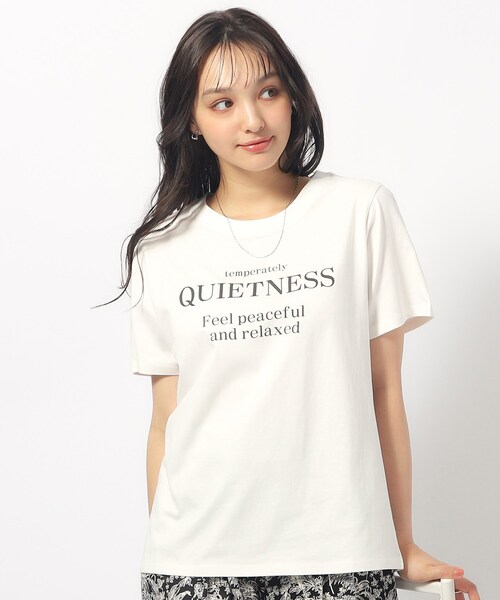 Cutie Blonde（キューティーブロンド）の「【洗える/プチプラ】プリントTシャツ（Tシャツ/カットソー・レディース・ベージュ系その他4/ホワイト系その他3/ホワイト系その他2/モスグリーン系3/ホワイト系その他5/ネイビー系5/チャコール/オレンジ系その他5/ブラック系6/ホワイト系その他6・02/03/04）」の2枚目の写真