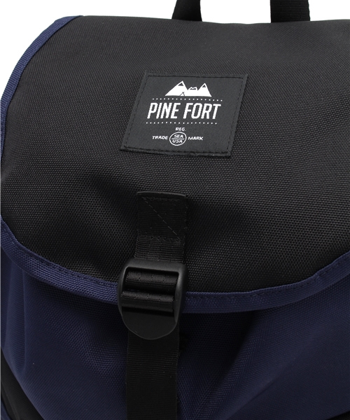 PINE FORT(パインフォート)の「【PINE FORT】 FLAP PACK 5F(バックパック/リュック・レディース・グレー/ネイビー・ONE SIZE)」の3枚目の写真