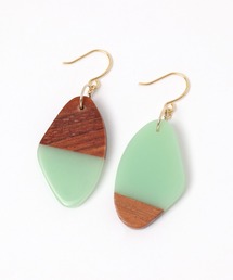 ウッドカラーピアス