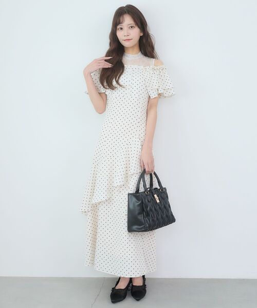 MAJESTIC LEGON（マジェスティックレゴン）の「クラシカルスクエアハンドバッグ（ショルダーバッグ・レディース・ピンク/キャメル/ブラック/アイボリー/グレイッシュベージュ/ボルドー/サックスブルー/ラベンダー/ブラウン/ピンク系その他・FREE）」の17枚目の写真