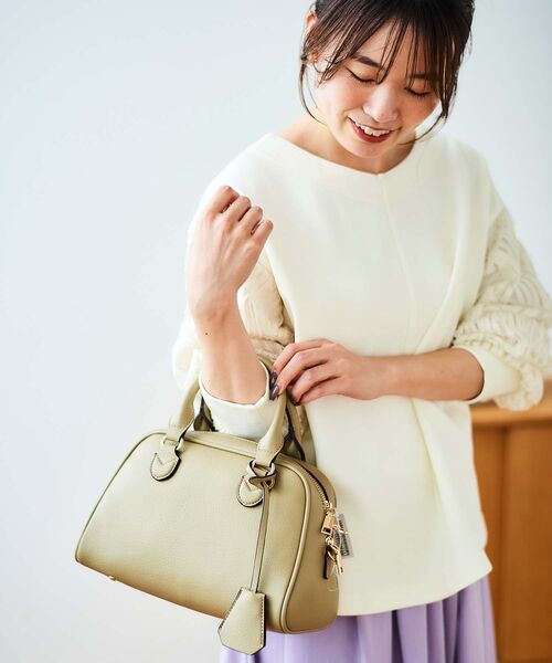 le.coeur blanc（ルクールブラン）の「フェイクレザーボストンBAG（ボストンバッグ・レディース・ブルー/ベージュ/オリーブ/ブラック・FREE）」の6枚目の写真