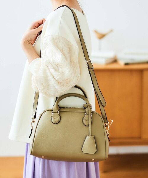 le.coeur blanc（ルクールブラン）の「フェイクレザーボストンBAG（ボストンバッグ・レディース・ブルー/ベージュ/オリーブ/ブラック・FREE）」の8枚目の写真