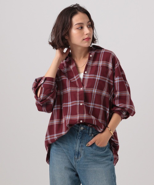 BAYFLOW（ベイフロー）の「[ヒップまでカバーできる]アソートチェックBIGシャツ（シャツ/ブラウス・レディース・ブラック/グリーン/エンジ/ベージュ・SMALL/MEDIUM）」の11枚目の写真