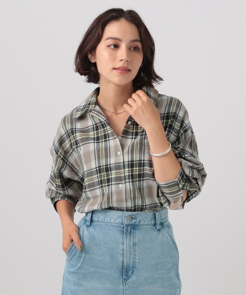 BAYFLOW（ベイフロー）の「[ヒップまでカバーできる]アソートチェックBIGシャツ（シャツ/ブラウス・レディース・ブラック/グリーン/エンジ/ベージュ・SMALL/MEDIUM）」の16枚目の写真