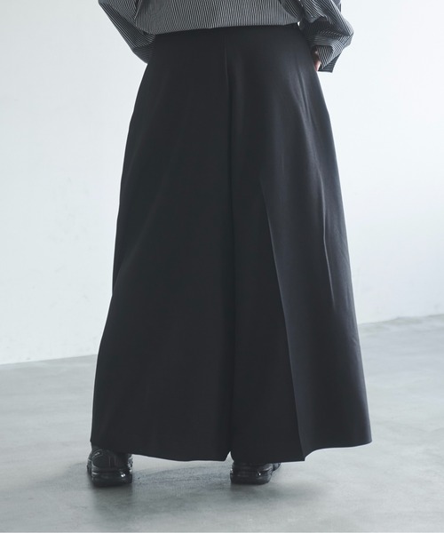 Utusiyo(ウツシヨ)の「wrap slacks 共鳴(スラックス・メンズ・ブラウン/ブラック・MEDIUM/LARGE)」の8枚目の写真