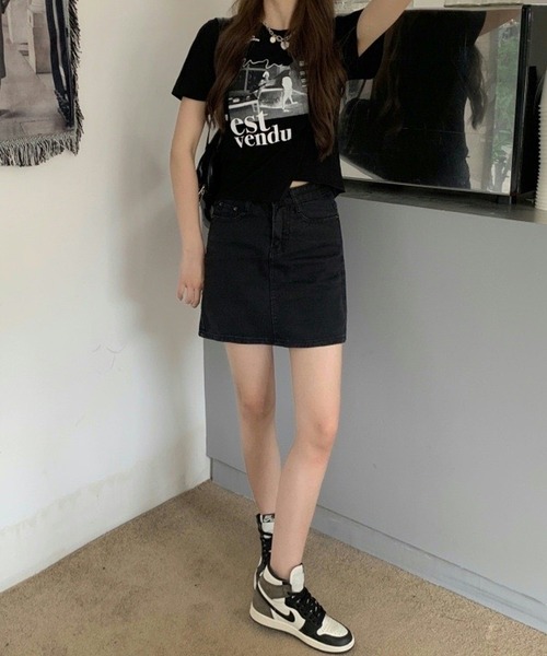 shopnikoniko(ショップニコニコ)の「チビT 半袖 ショート丈 アシンメトリー 韓国ファッション y2k Tシャツ クロップド丈 プリント ピチT(Tシャツ/カットソー・レディース・ブラック/ホワイト・フリー)」の14枚目の写真