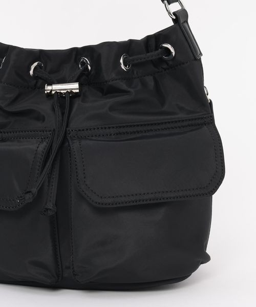 LOWRYS FARM（ローリーズファーム）の「リッタイポケツキキンチャク　144425（ショルダーバッグ・レディース・ブラック/アイボリー・FREE）」の11枚目の写真