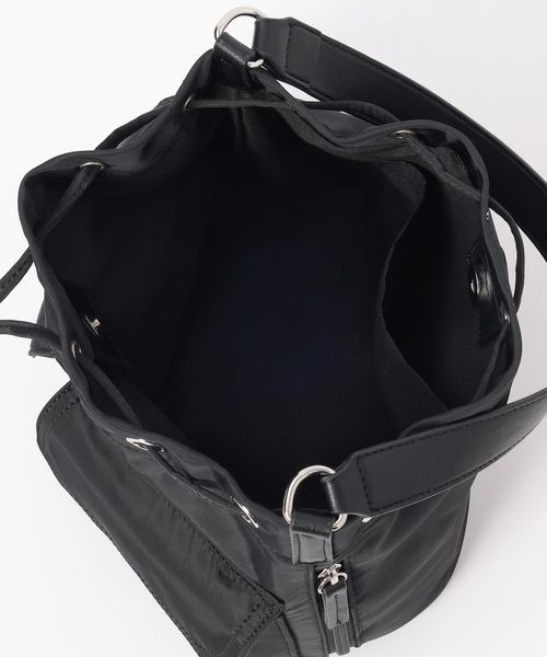 LOWRYS FARM（ローリーズファーム）の「リッタイポケツキキンチャク　144425（ショルダーバッグ・レディース・ブラック/アイボリー・FREE）」の7枚目の写真