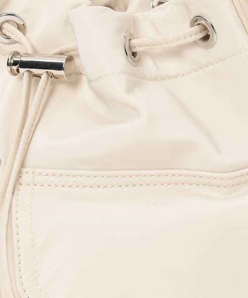 LOWRYS FARM（ローリーズファーム）の「リッタイポケツキキンチャク　144425（ショルダーバッグ・レディース・ブラック/アイボリー・FREE）」の4枚目の写真