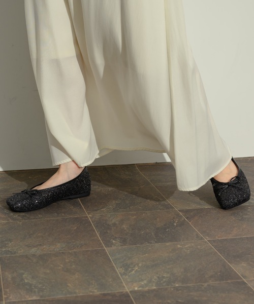 NEUNA（ヌナ）の「スクエアラメバレエシューズ（パンプス・レディース・ゴールド/シルバー/ブラック・36/38/39）」の8枚目の写真