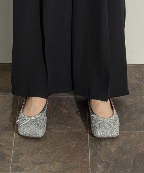 NEUNA（ヌナ）の「スクエアラメバレエシューズ（パンプス・レディース・ゴールド/シルバー/ブラック・36/38/39）」の12枚目の写真