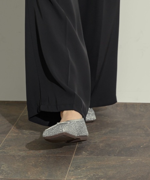 NEUNA（ヌナ）の「スクエアラメバレエシューズ（パンプス・レディース・ゴールド/シルバー/ブラック・36/38/39）」の14枚目の写真
