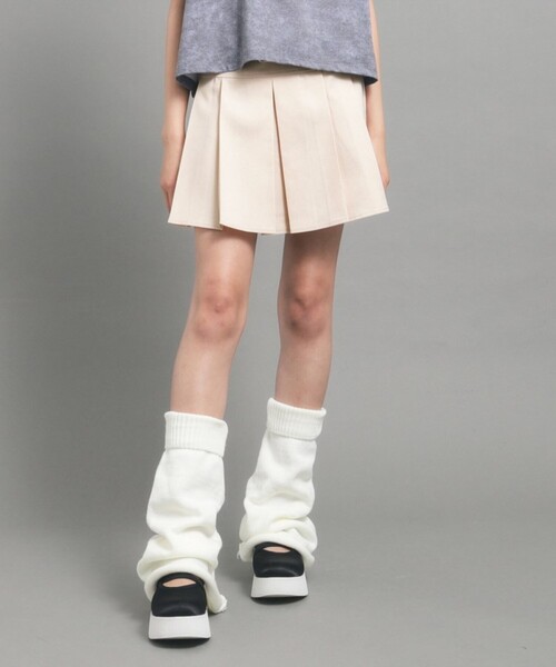 PINK-latte(ピンクラテ)の「◆【カラー追加/オールシーズン対応】ベルト付きプリーツスカート(スカート・キッズ・チャコールグレー/ブラック/ベージュ/ブラウン系・16/15 /14/13)」の4枚目の写真